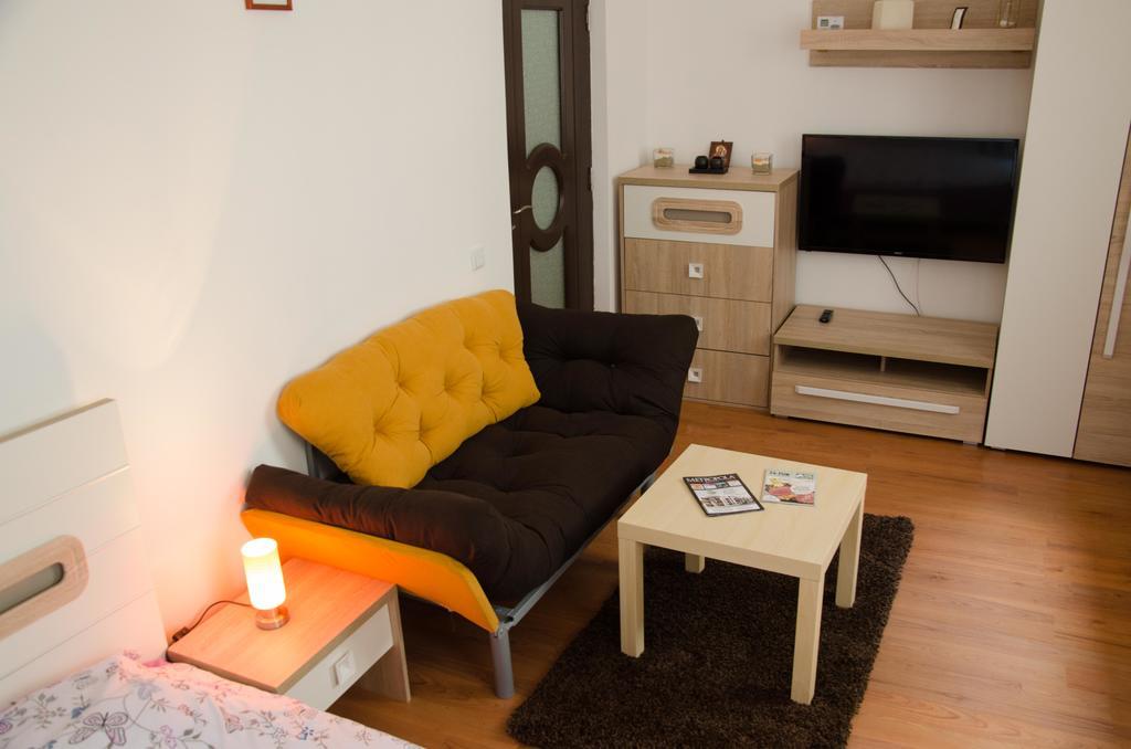 Apartamento Ava Republique Braşov
